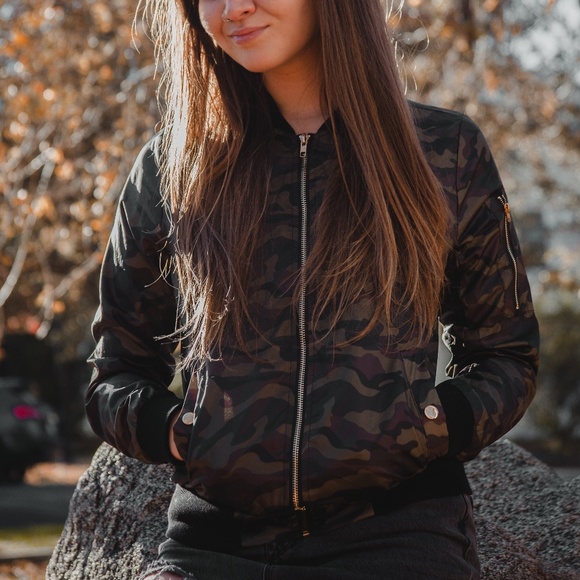 Camo Light Weight Jacket - Picture 4 of 7